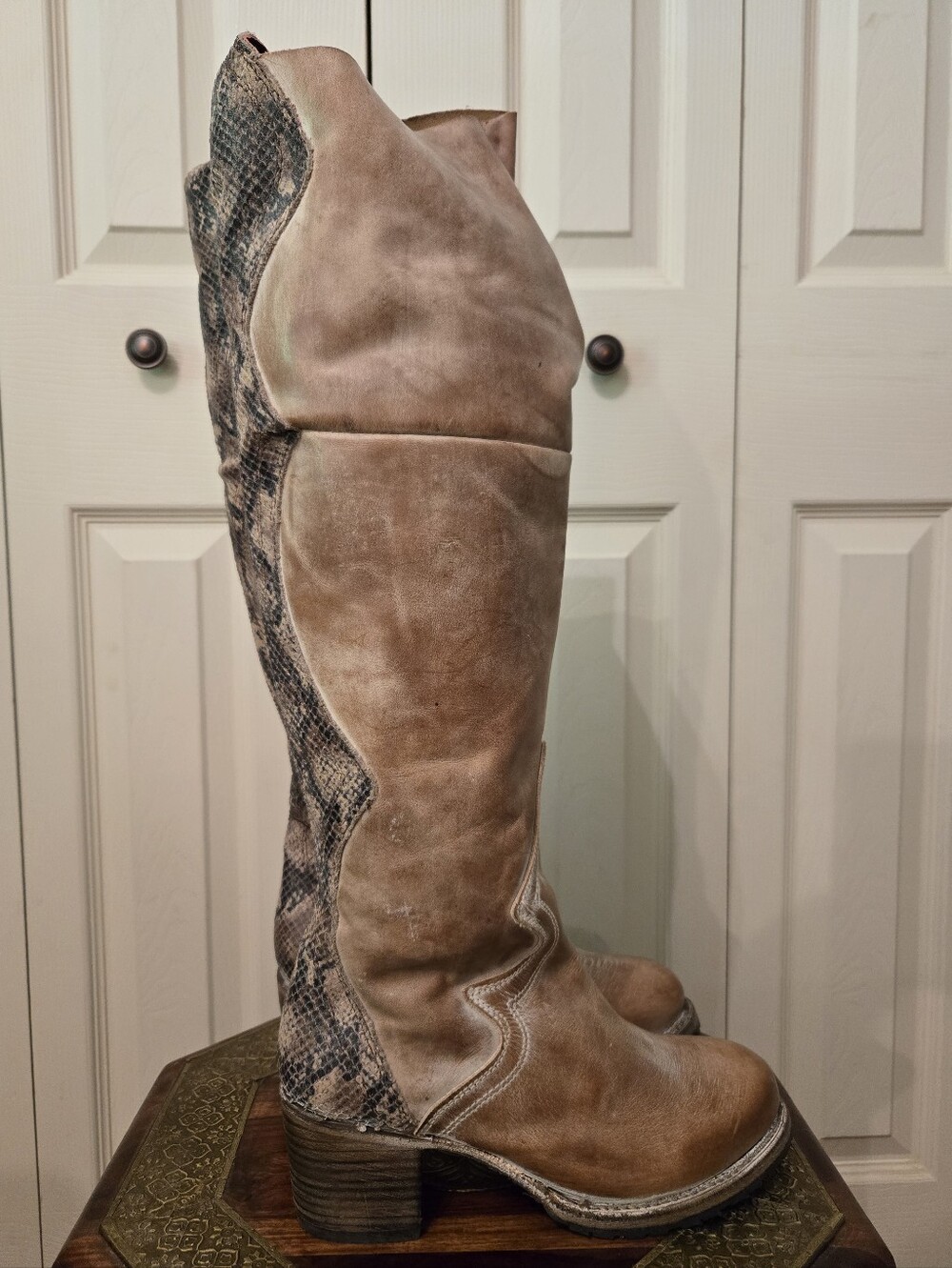 Freebird By Steven Calgary Boots Size 9